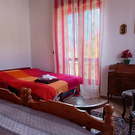 Grazioso Bilocale Merlino, Luminoso Con Vista Santuario, Wifi 아파트 *