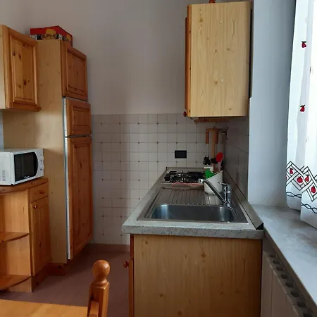 Grazioso Bilocale Merlino, Luminoso Con Vista Santuario, Wifi
