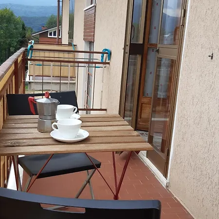 Grazioso Bilocale Merlino, Luminoso Con Vista Santuario, Wifi 아파트 *