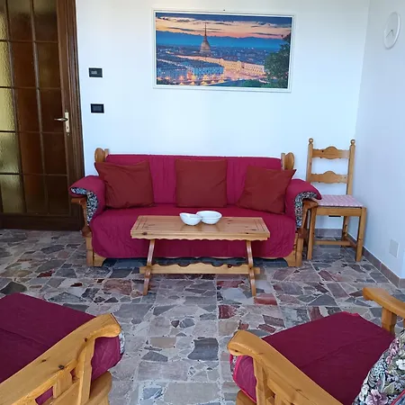 아파트 Grazioso Bilocale Merlino, Luminoso Con Vista Santuario, Wifi 기아베노