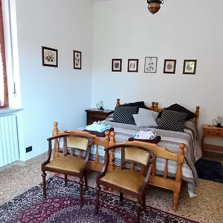 Grazioso Bilocale Merlino, Luminoso Con Vista Santuario, Wifi Appartement